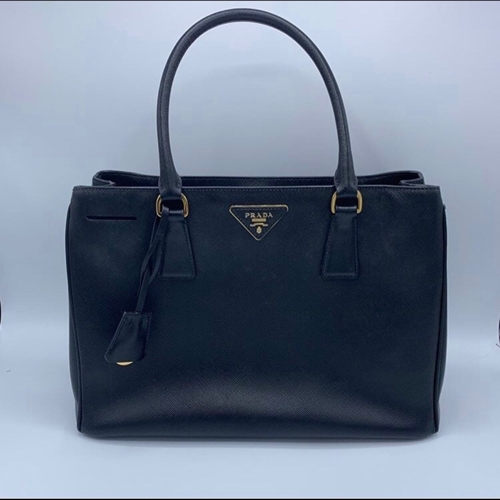 Prada saffiano tote